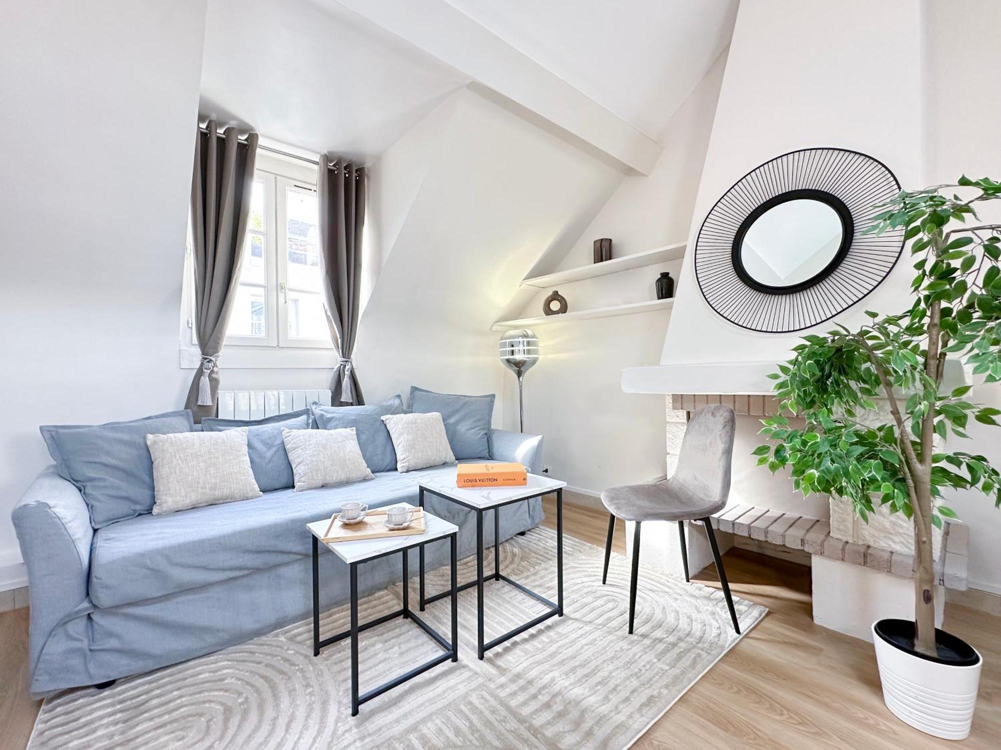 Unique & Beautiful Duplex In Saint-Germain Apartment Paris Exterior photo